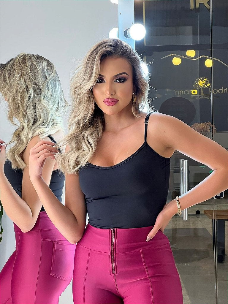 BLUSINHA REGATA COM SUTIÃ EMBUTIDO- Conforto e Praticidade que Você Merece! (COMPRE 1 LEVE 3)