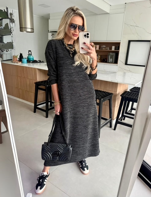 Vestido Midi Tricot Maria- Conforto e Sofisticação que Você Merece!