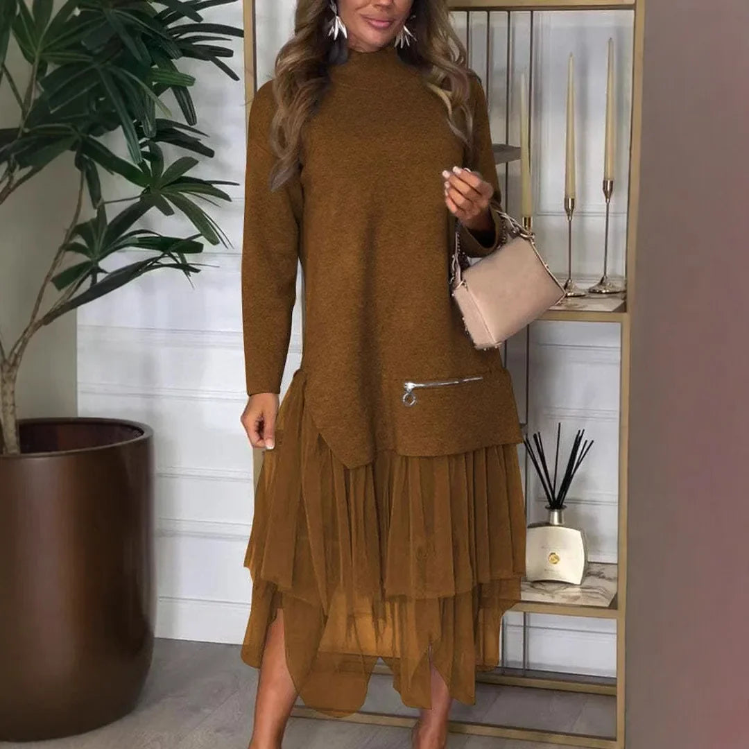 Vestido Mariana Com Detalhes Em Tule- Valoriza a feminilidade e traz charme único ao seu visual.