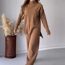 Conjunto Kelly - A elegância que aquece- Perfeito Para a Mulher Moderna Que Preza Conforto e Estilo!