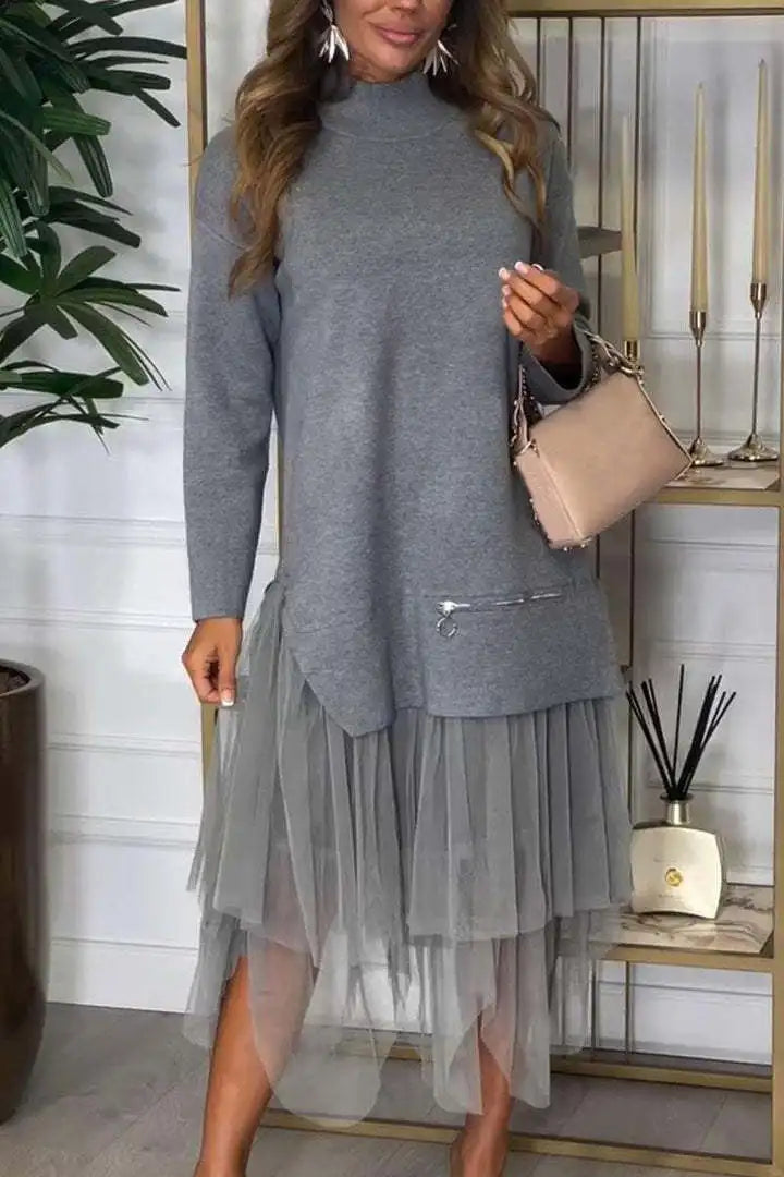 Vestido Mariana Com Detalhes Em Tule- Valoriza a feminilidade e traz charme único ao seu visual.