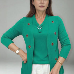 Blusinha Cardigan Luísa com Efeito Sobreposto e Aplique Floral / Elegância para Mulheres de Bom Gosto! Compre 1 e Leve 2